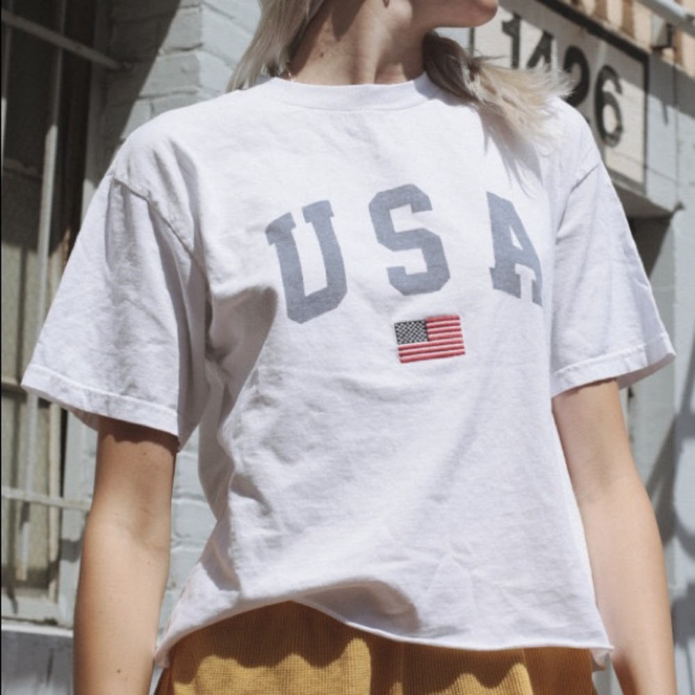 Brandy Melville USA Graphic Tee - One Size